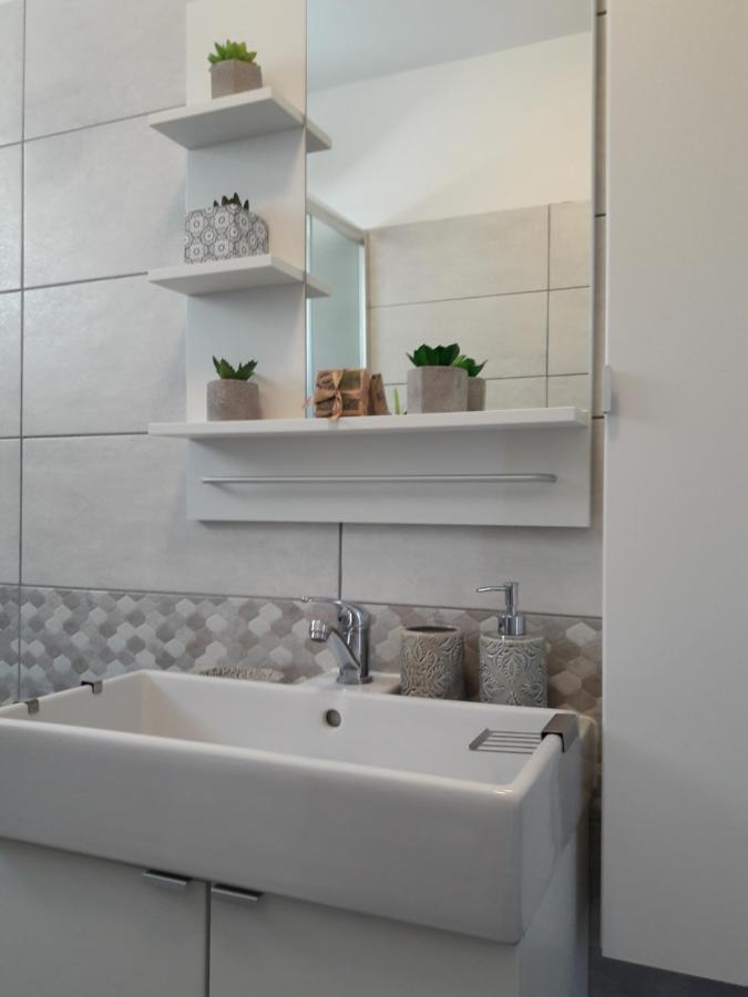 Apartments Melin マリンスカ エクステリア 写真