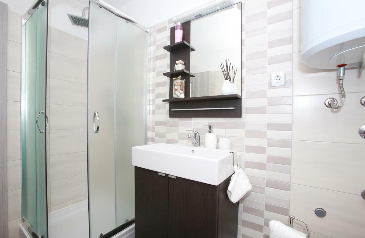 Apartments Melin マリンスカ エクステリア 写真